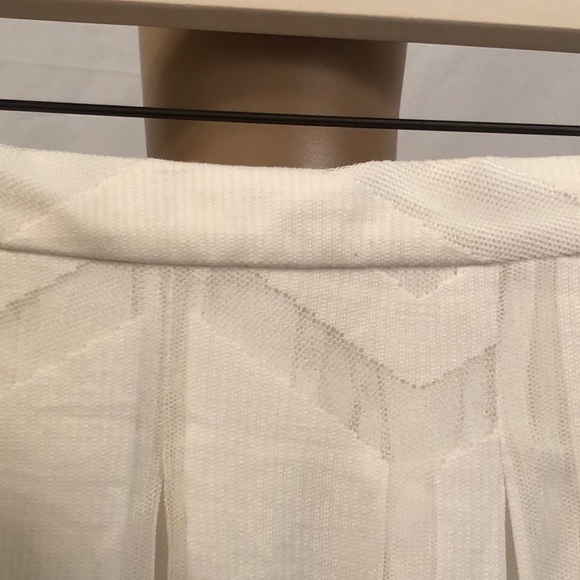 Mid Length Chevron Pattern Skirt - Picture 3 of 6